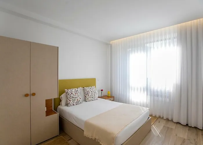 2 Bedroom Cosy Flat Appartamento *