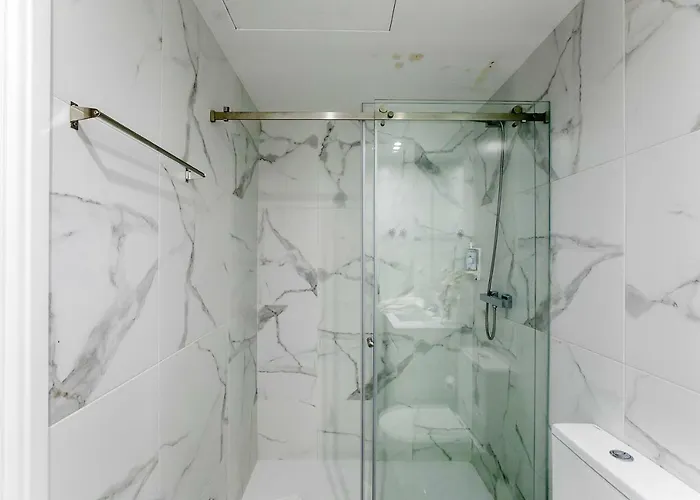 דירה 2 Bedroom Cosy Flat