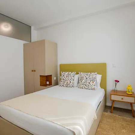 2 Bedroom Cosy Flat 公寓 *